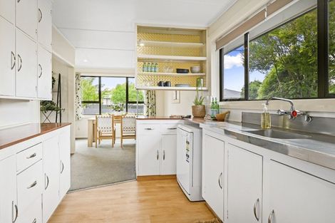 Photo of property in 25 Flay Crescent, Burnside, Christchurch, 8053