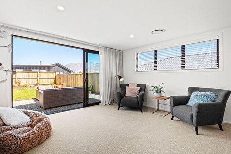 Photo of property in 11 Till Street, Jacks Point, 9371