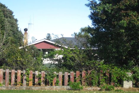 Photo of property in 21 Toi Street, Otaki Beach, Otaki, 5512