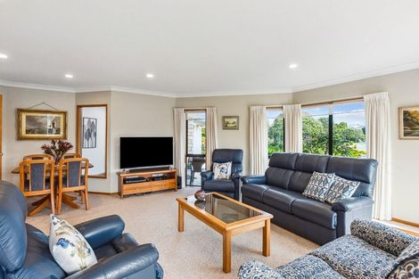 Photo of property in 11 Barrett Drive, Waikanae Beach, Waikanae, 5036