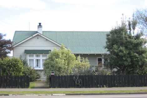 Photo of property in 181 Bridge Street, Bulls, 4818