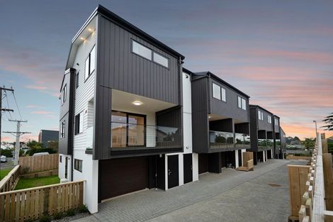Photo of property in 5d Glendhu Road, Bayview, Auckland, 0629