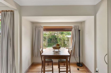 Photo of property in 21 Parata Street, Hokowhitu, Palmerston North, 4410