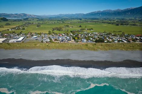 Photo of property in 154c Beach Road, Kaikoura, 7300
