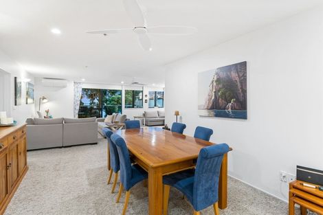 Photo of property in 2c/173 Hurstmere Road, Takapuna, Auckland, 0622