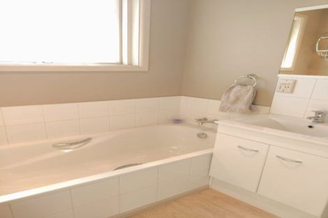 Photo of property in 21 Montrose Avenue, Culverden, 7392