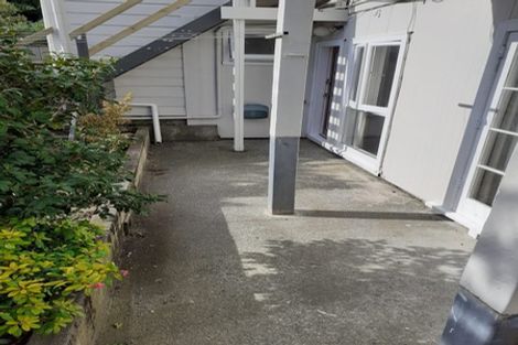 Photo of property in 210 Rintoul Street, Berhampore, Wellington, 6023