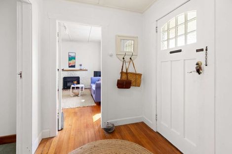 Photo of property in 16 Stark Street, Durie Hill, Whanganui, 4500