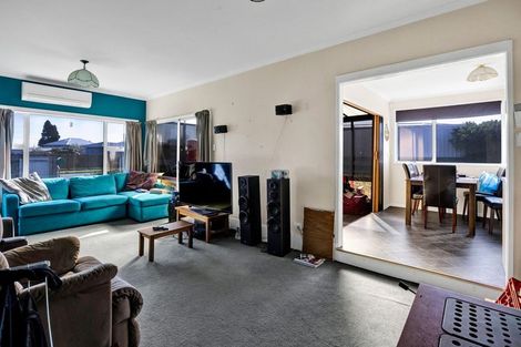 Photo of property in 2 Tawa Street, Hawera, 4610