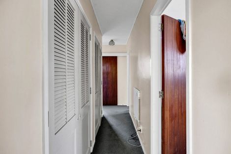 Photo of property in 2 Tawa Street, Hawera, 4610