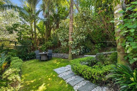 Photo of property in 7 Dorothy Road, Laingholm, Auckland, 0604