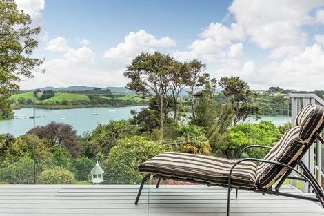 Photo of property in 3 Kanuka Road, Sandspit, Warkworth, 0982