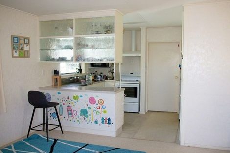 Photo of property in 2/11 Bauchop Road, Waterloo, Lower Hutt, 5011