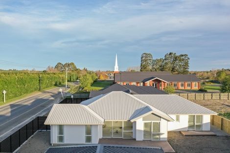 Photo of property in 243 Racecourse Road, Cambridge, 3493