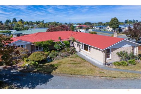 Photo of property in 35 Connolly Street, Geraldine, 7930