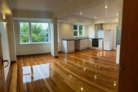 Photo of property in 23 Huntingdon Street, Northland, Wellington, 6012