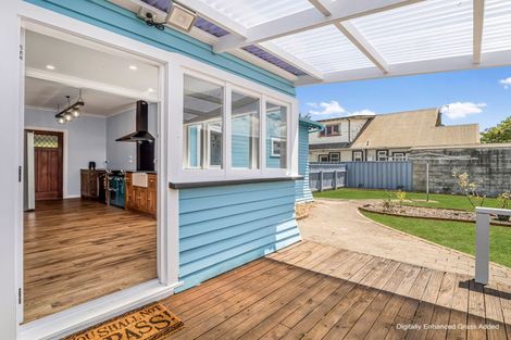 Photo of property in 93 Wood Street, Takaro, Palmerston North, 4410