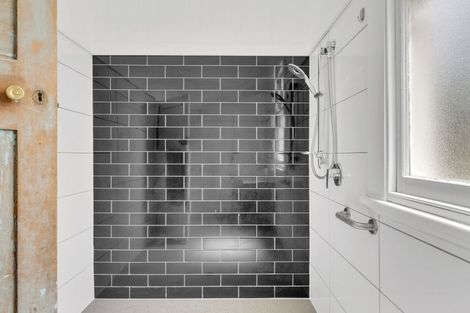 Photo of property in 11 Parau Street, Kaiti, Gisborne, 4010