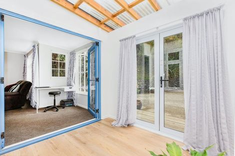 Photo of property in 1 Gordon Road, Plimmerton, Porirua, 5026