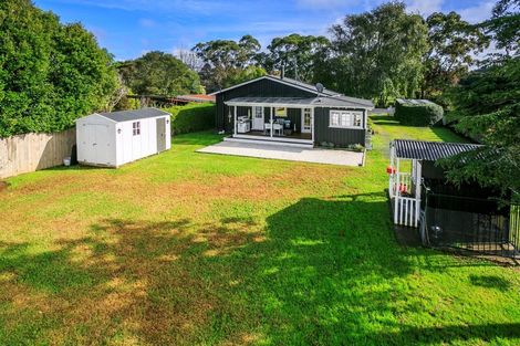Photo of property in 16 Waitoki Road, Waitoki, Kaukapakapa, 0871