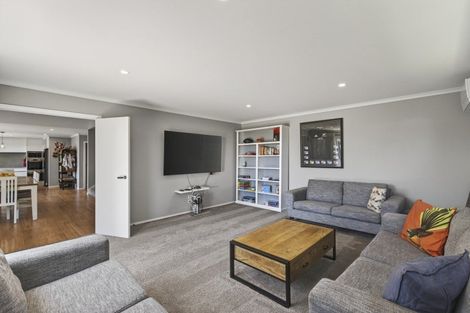 Photo of property in 22 Smith Street, Lepperton, New Plymouth, 4373