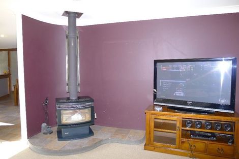 Photo of property in 36 Waerenga Road, Otaki, 5512