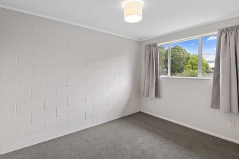 Photo of property in 18a Kings Drive, Levin, 5510