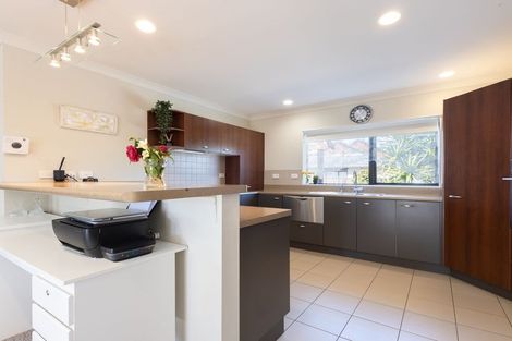 Photo of property in 7 Central Park, Paraparaumu Beach, Paraparaumu, 5032