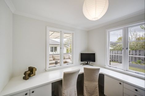 Photo of property in 18a Simla Avenue, Havelock North, 4130