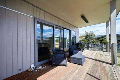Photo of property in 43 Kotuku Road, South Bay, Kaikoura, 7300
