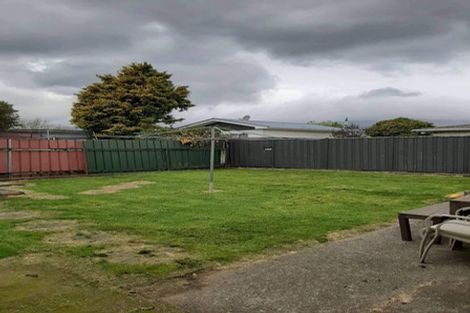 Photo of property in 77 Pasadena Crescent, Totara Park, Upper Hutt, 5018