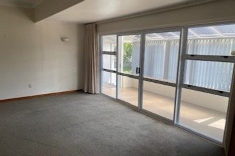 Photo of property in 27 Tokomaru Street, Welbourn, New Plymouth, 4312