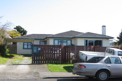 Photo of property in 75 Wallath Road, Westown, New Plymouth, 4310