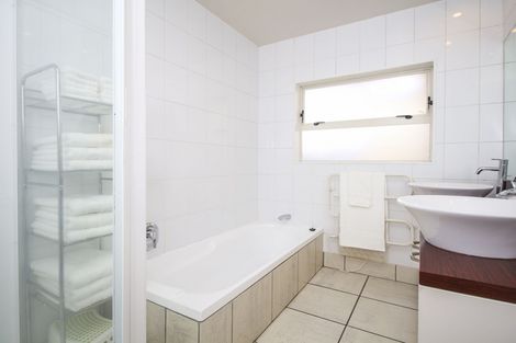 Photo of property in 89 Roberts Road, Te Atatu South, Auckland, 0610