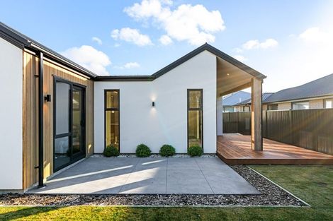 Photo of property in 16 Elsie Lange Way, Casebrook, Christchurch, 8051