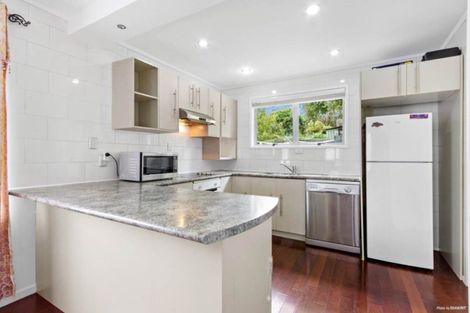 Photo of property in 7 Triangle Road, Massey, Auckland, 0614