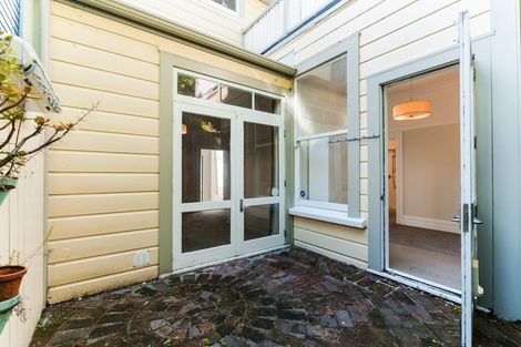 Photo of property in 330 Tinakori Road, Thorndon, Wellington, 6011