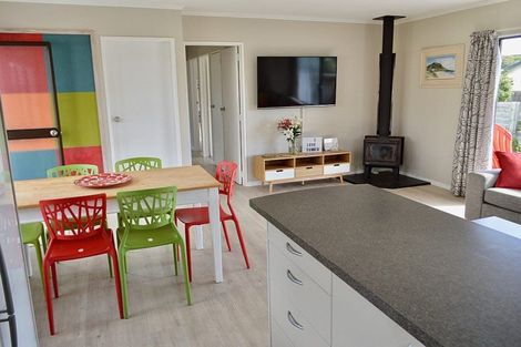 Photo of property in 40 Scott Avenue, Otaki Beach, Otaki, 5512