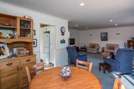 Photo of property in 11 Takahe Drive, Paraparaumu Beach, Paraparaumu, 5032