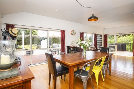 Photo of property in 89 Roberts Road, Te Atatu South, Auckland, 0610