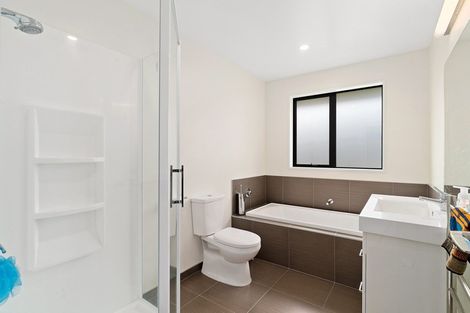 Photo of property in 48 Myles Way, Lower Shotover, Queenstown, 9304