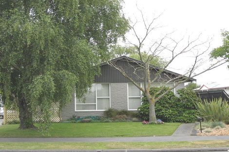 Photo of property in 18 Ashwood Street, Parklands, Christchurch, 8083