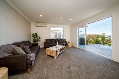 Photo of property in 273 South Road, Hawera, 4610