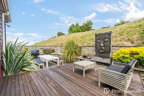 Photo of property in 11 Maungaraki Road, Korokoro, Lower Hutt, 5012