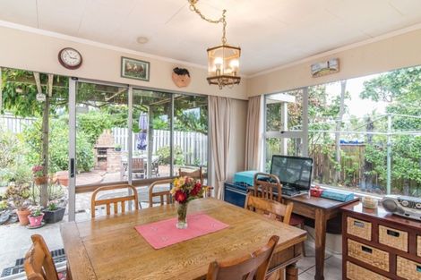 Photo of property in 10 Kingswood Grove, Raumati Beach, Paraparaumu, 5032