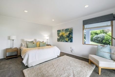 Photo of property in 71 William Bayes Place, Red Beach, 0932