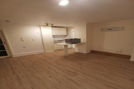 Photo of property in 35 Bayview Road, Browns Bay, Auckland, 0630