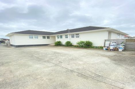 Photo of property in 48 Arimu Road, Papakura, 2110