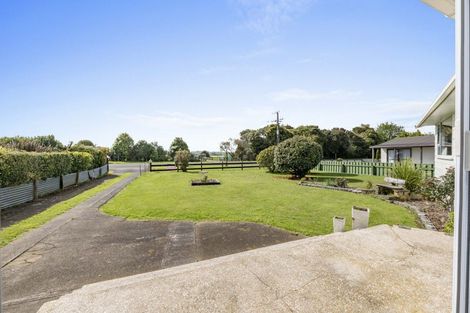 Photo of property in 21 Castle Street, Eltham, 4322