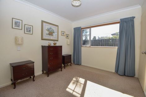 Photo of property in 72 Pembroke Street, Carterton, 5713
